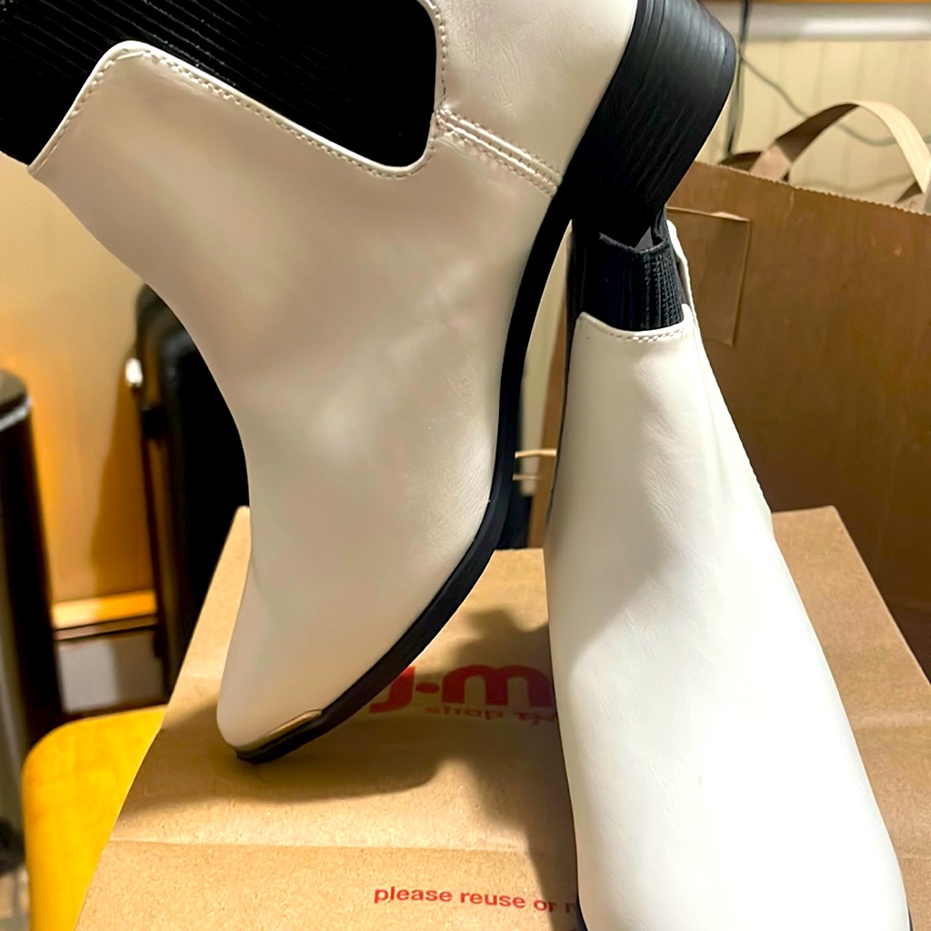 White Elegant Boot